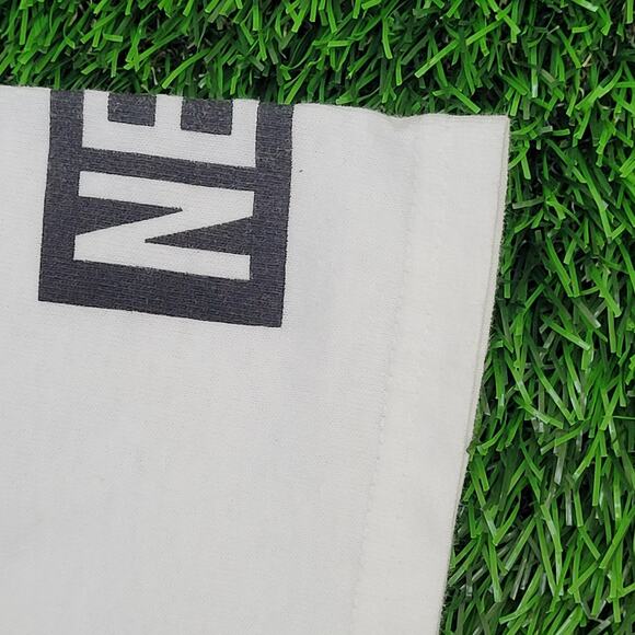 Disney x NEFF Mickey Mouse Shirt Medium 19x26 White - Picture 12 of 15